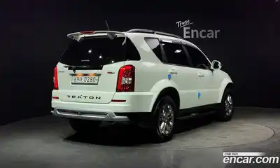 SsangYong Rexton 2016 2.2 Автомат в Москве № 225778, миниатюра 3