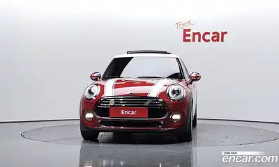Mini Cooper 2017 1.5 Автомат в Москве № 228776, миниатюра 3