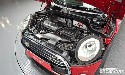 Mini Cooper 2017 1.5 Автомат в Москве № 228776, миниатюра 6