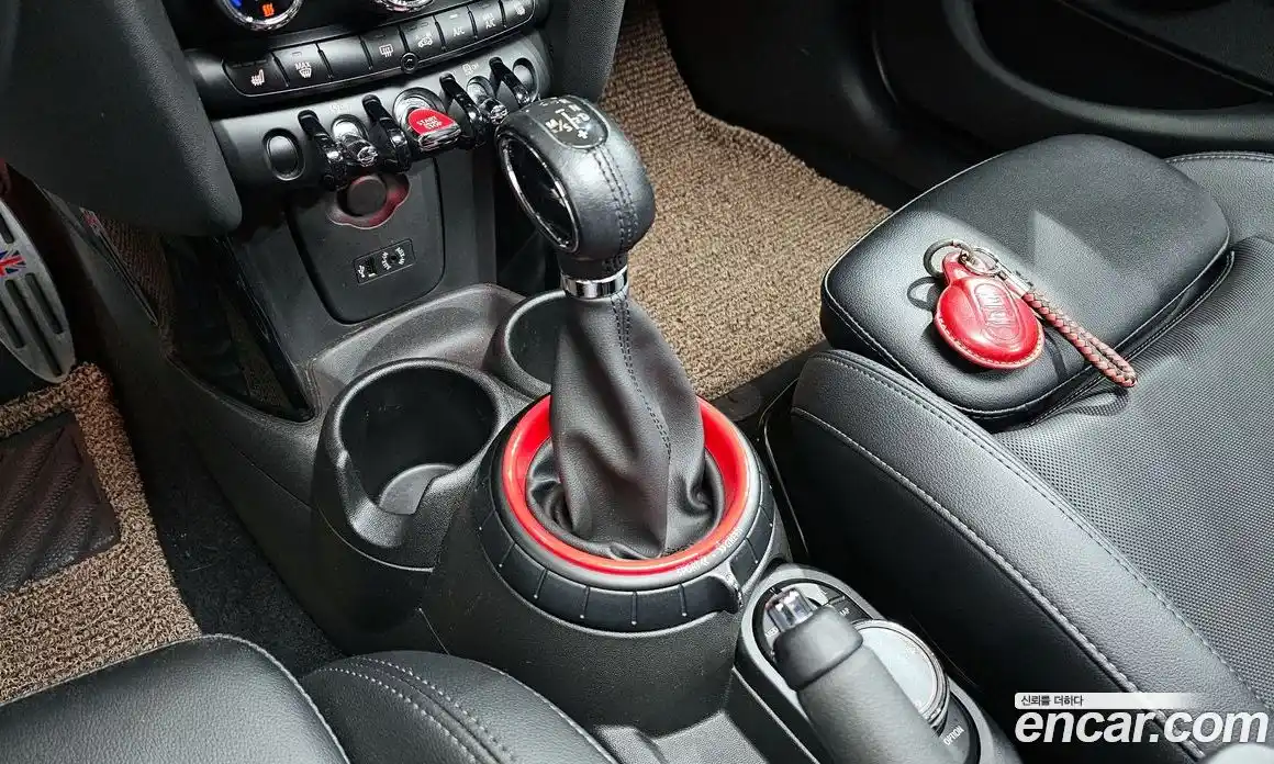 Mini Cooper 2017 1.5 Автомат в Москве № 228776, фото 9