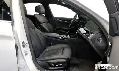 BMW 5-Series 2020 2.0 Автомат в Москве № 229013, миниатюра 11