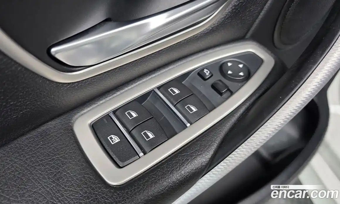 BMW 3-Series 2016 2.0 Автомат в Москве № 229191, фото 15