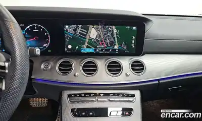 Mercedes-Benz E-Class 2022 2.0 Автомат в Москве № 229510, миниатюра 11