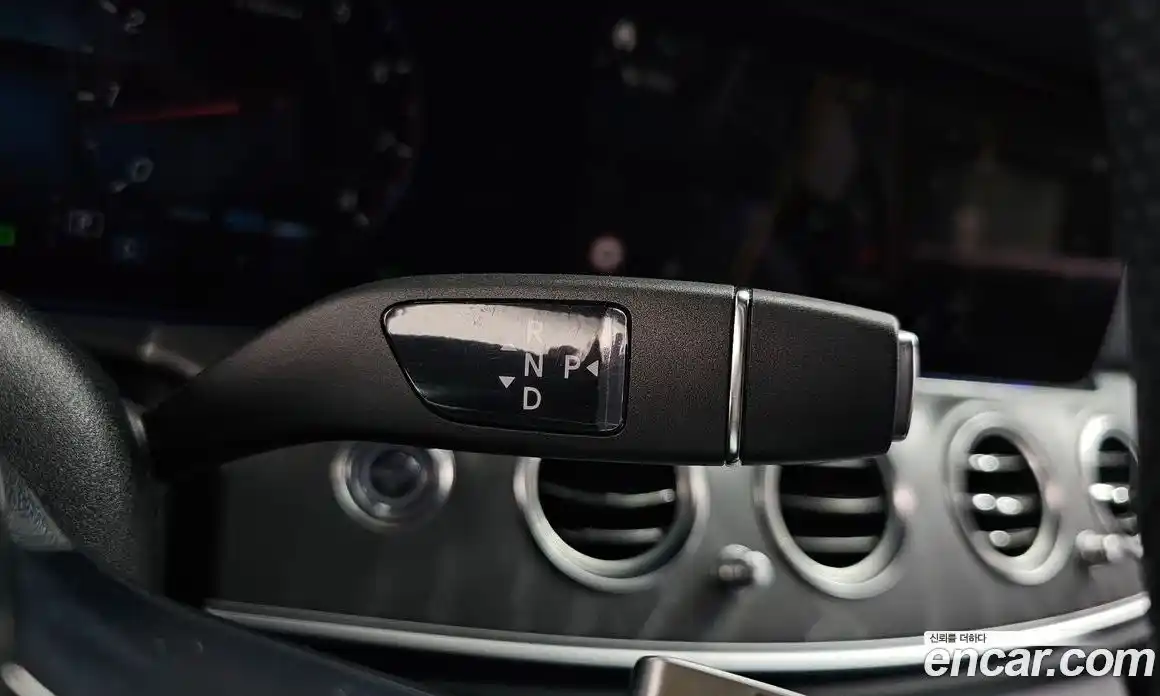 Mercedes-Benz E-Class 2022 2.0 Автомат в Москве № 229510, фото 12