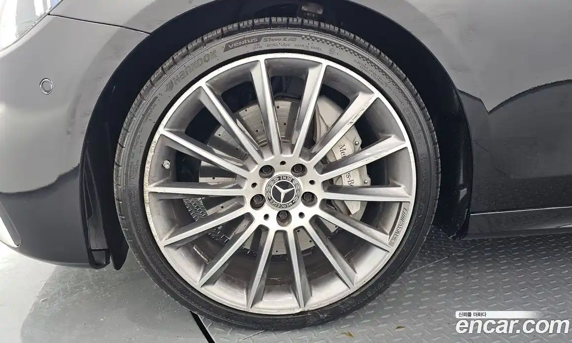 Mercedes-Benz E-Class 2022 2.0 Автомат в Москве № 229510, фото 17