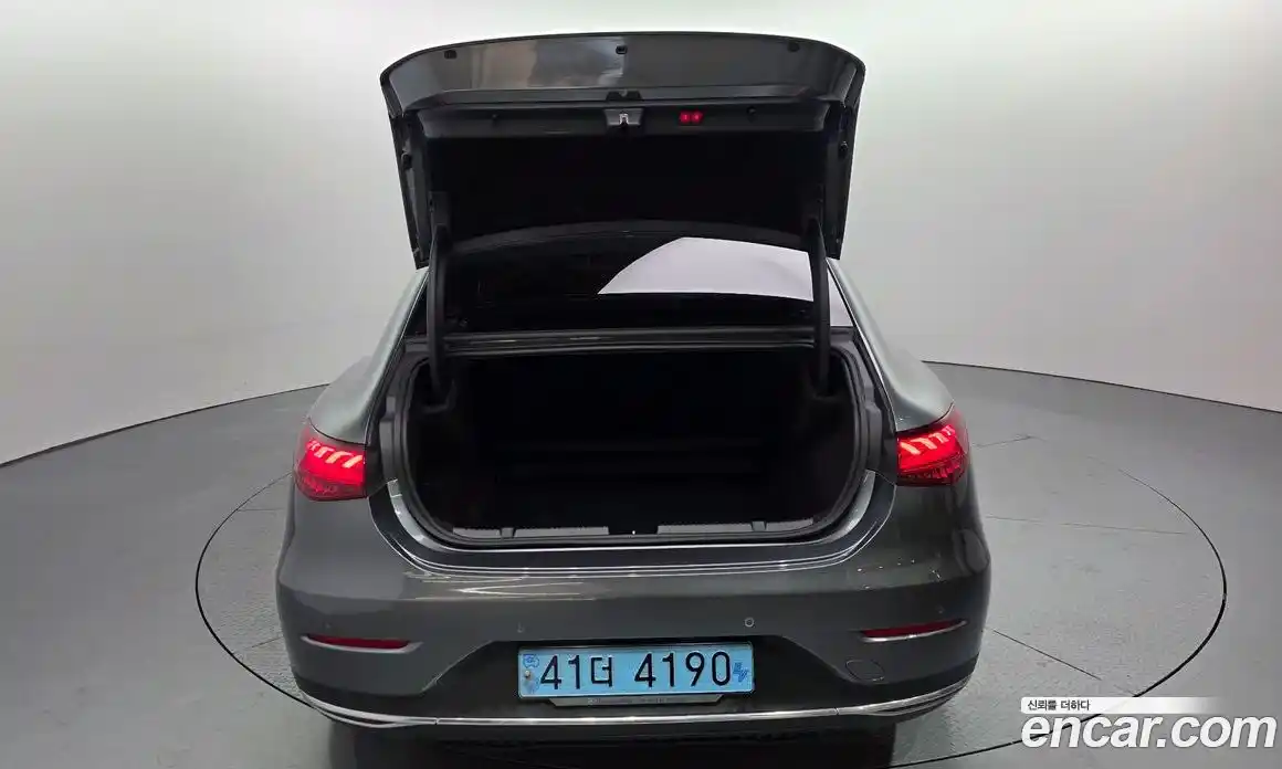 Mercedes-Benz EQE 2022 0.3 Автомат в Москве № 229578, фото 14