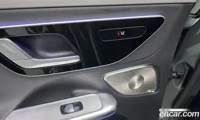 Mercedes-Benz EQE 2022 0.3 Автомат в Москве № 229578, миниатюра 8