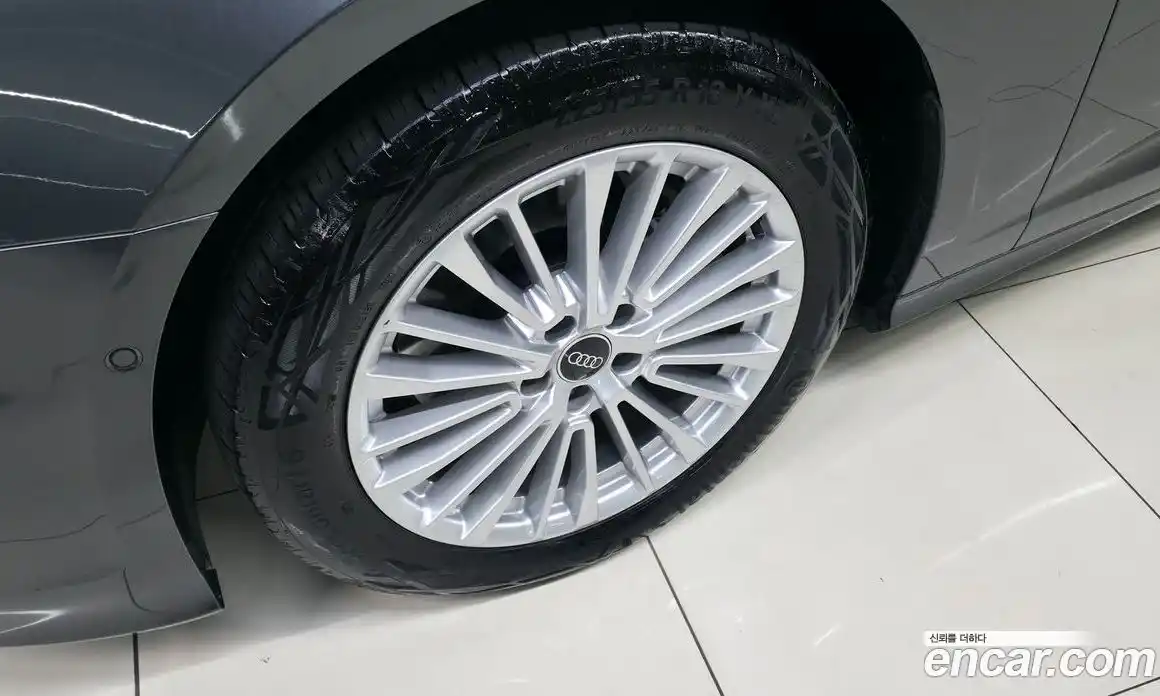 Audi A6 2021 2.0 Автомат в Москве № 229682, фото 19