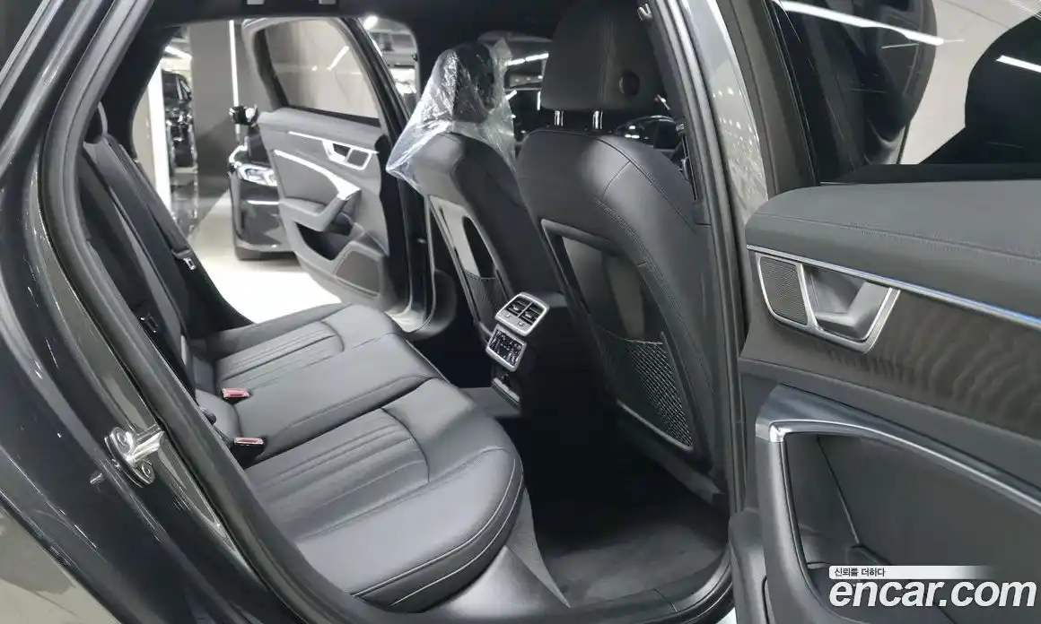 Audi A6 2021 2.0 Автомат в Москве № 229682, фото 10