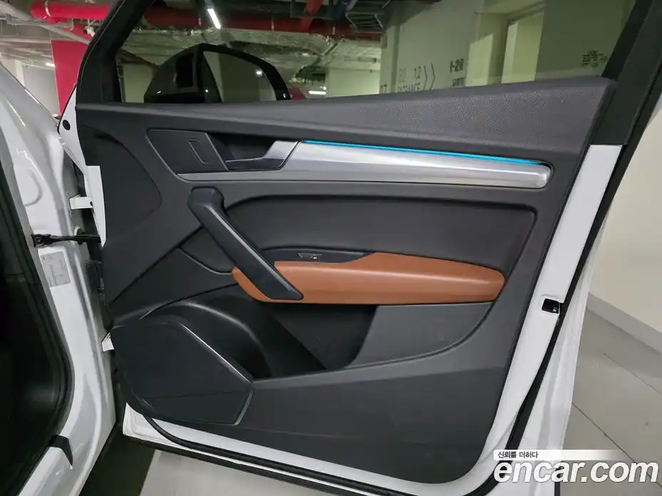 Audi Q5 2022 2.0 Автомат в Москве № 230132, фото 6