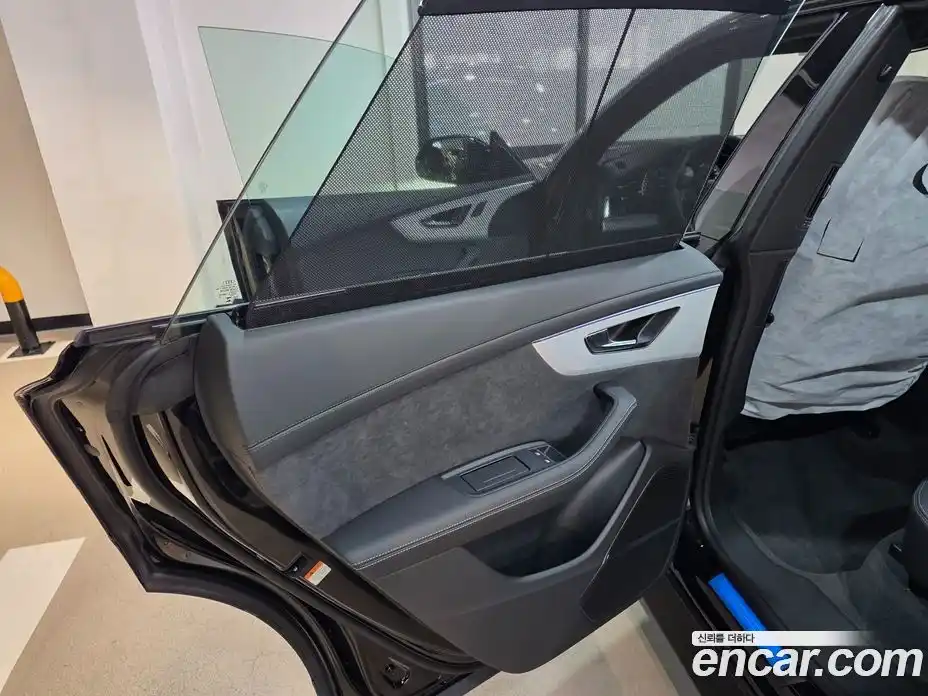 Audi Q8 2026 3.0 Автомат в Москве № 230213, фото 17