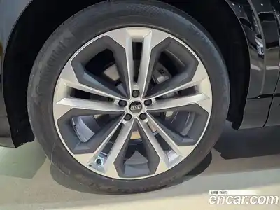 Audi Q8 2026 3.0 Автомат в Москве № 230213, миниатюра 6