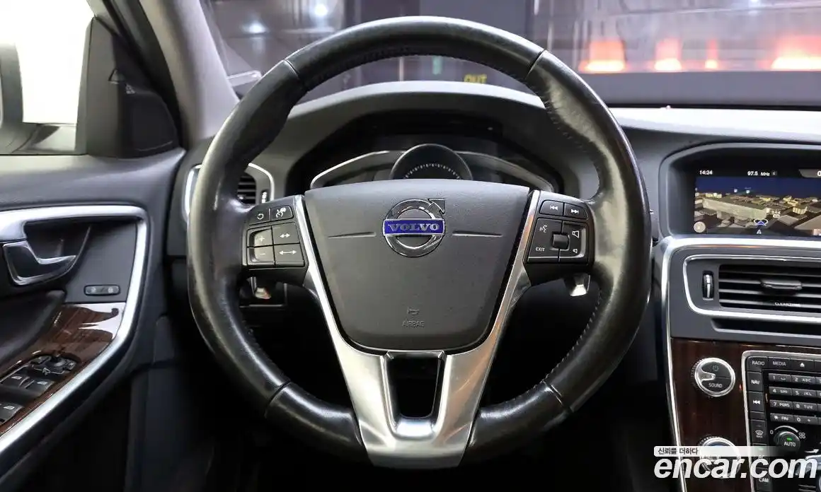 Volvo S60 2018 2.0 Автомат в Москве № 230668, фото 12