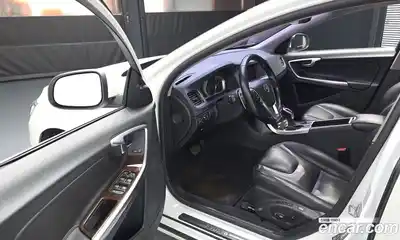 Volvo S60 2018 2.0 Автомат в Москве № 230668, миниатюра 2