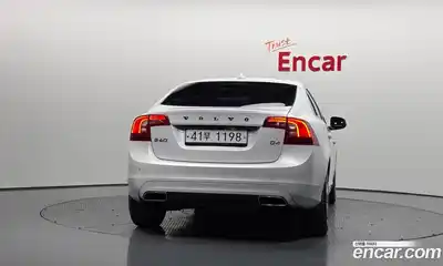 Volvo S60 2018 2.0 Автомат в Москве № 230668, миниатюра 4