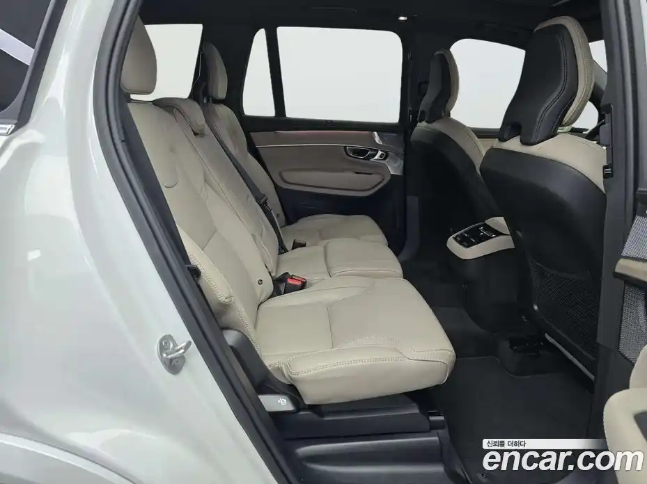 Volvo XC90 2026 2.0 Автомат в Москве № 230755, фото 11