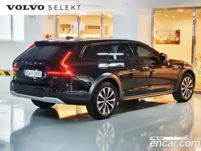 Volvo V90 2024 2.0 Автомат в Москве № 230840, миниатюра 2