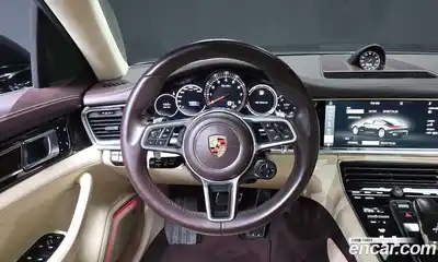 Porsche Panamera, 2017