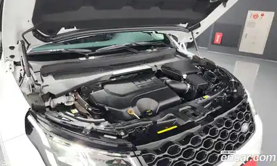 Land Rover Discovery Sport, 2025