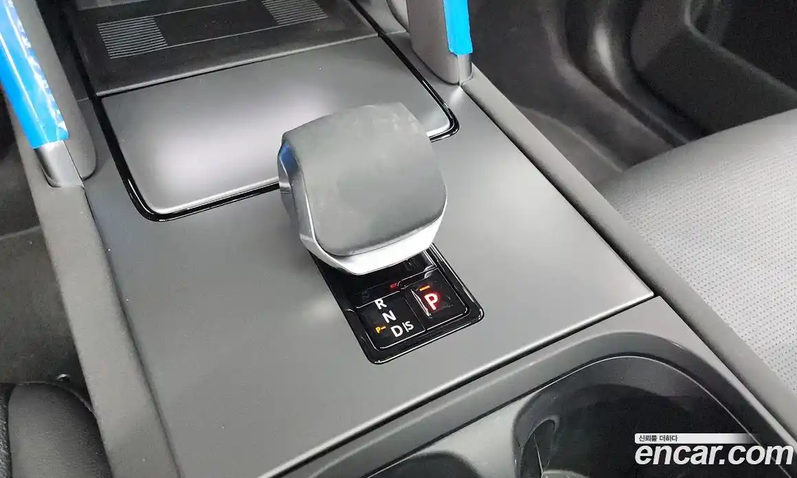 Land Rover Discovery Sport 2025 2.0 Автомат в Москве № 231116, фото 4