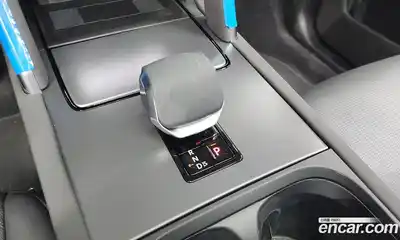 Land Rover Discovery Sport 2025 2.0 Автомат в Москве № 231116, миниатюра 4