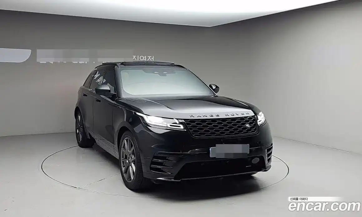 Land Rover Range-Rover Velar 2023 3.0 Автомат в Москве № 231317, фото 3