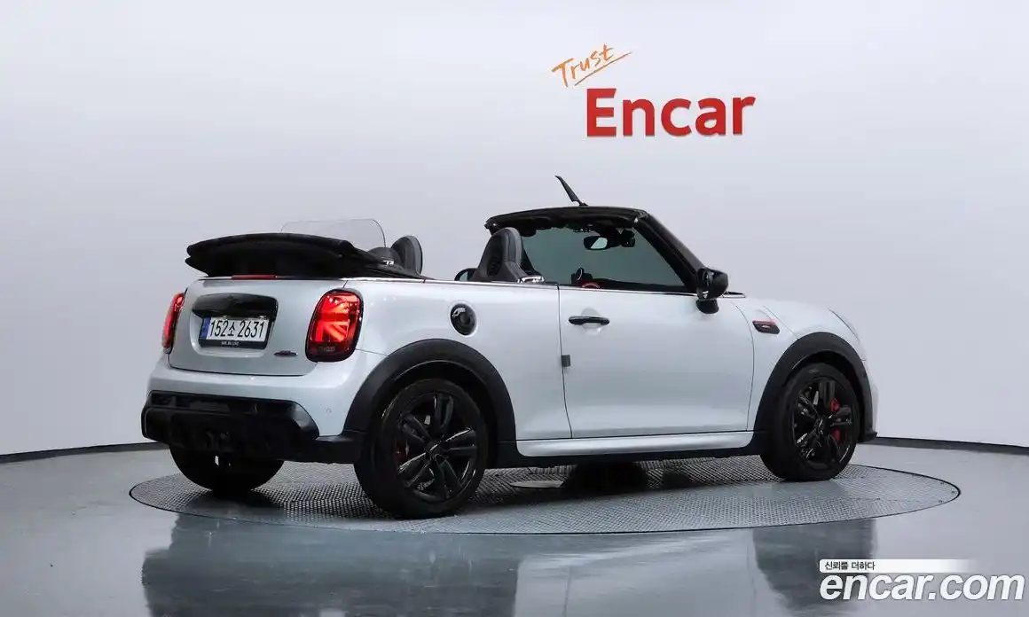 Mini Cooper Convertible 2022 2.0 Автомат в Москве № 231495, фото 14