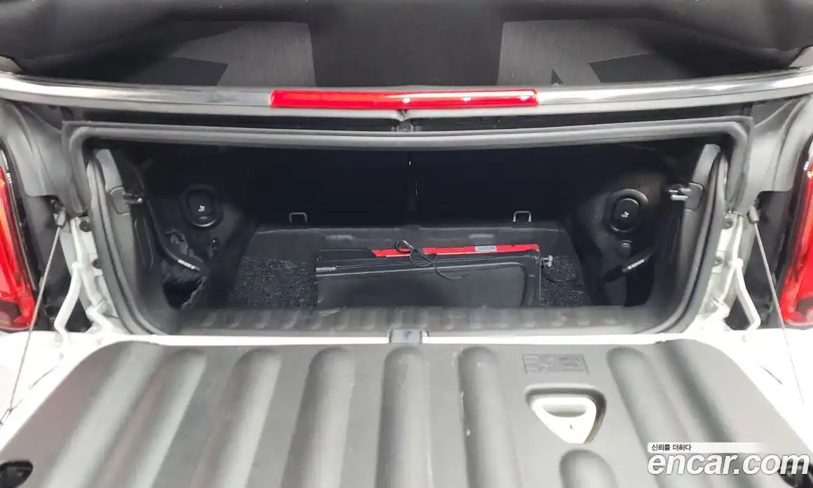 Mini Cooper Convertible 2022 2.0 Автомат в Москве № 231495, фото 17