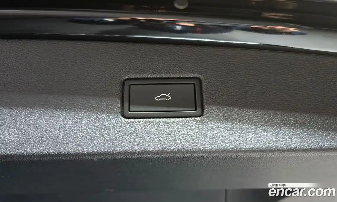 Volkswagen Tiguan 2023 2.0 Автомат в Москве № 232097, фото 20