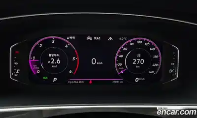 Volkswagen Tiguan 2023 2.0 Автомат в Москве № 232097, миниатюра 8