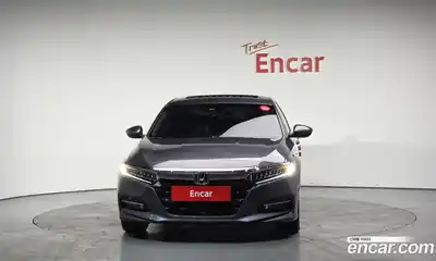 Honda Accord 2019 2.0 Автомат в Москве № 232845, миниатюра 12