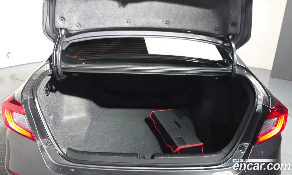 Honda Accord 2019 2.0 Автомат в Москве № 232845, фото 13