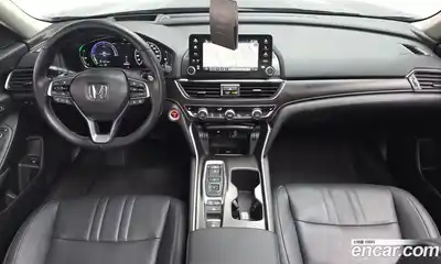 Honda Accord 2019 2.0 Автомат в Москве № 232845, миниатюра 7