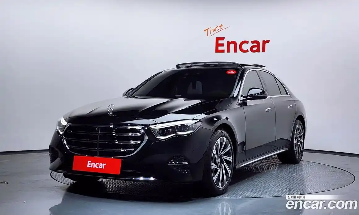 Mercedes-Benz E-Class 2025 2.0 Автомат в Москве № 237868, фото 1