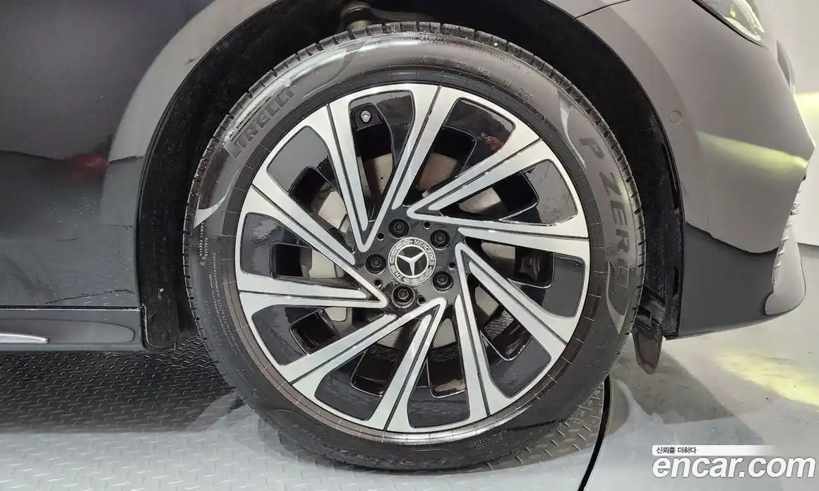 Mercedes-Benz E-Class 2025 2.0 Автомат в Москве № 237868, фото 5