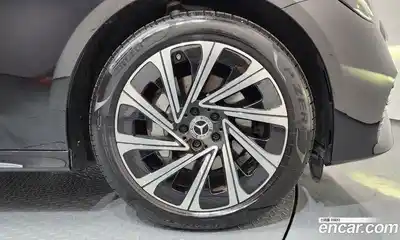 Mercedes-Benz E-Class 2025 2.0 Автомат в Москве № 237868, миниатюра 5