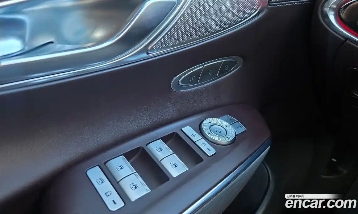 Genesis GV70 2023 2.5 Автомат в Москве № 24528, фото 14