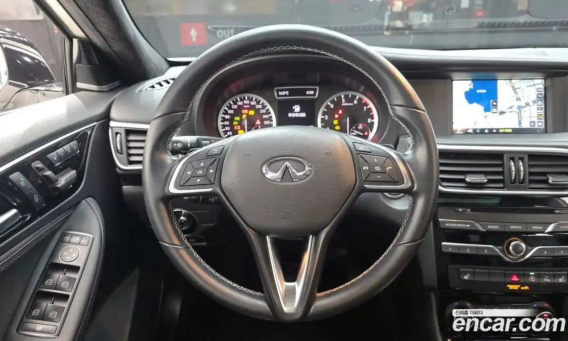 Infiniti QX30 2019 2.0 Автомат в Москве № 256126, фото 14