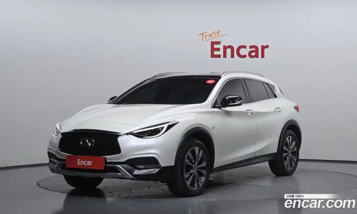 Infiniti QX30 2019 2.0 Автомат в Москве № 256126, фото 18