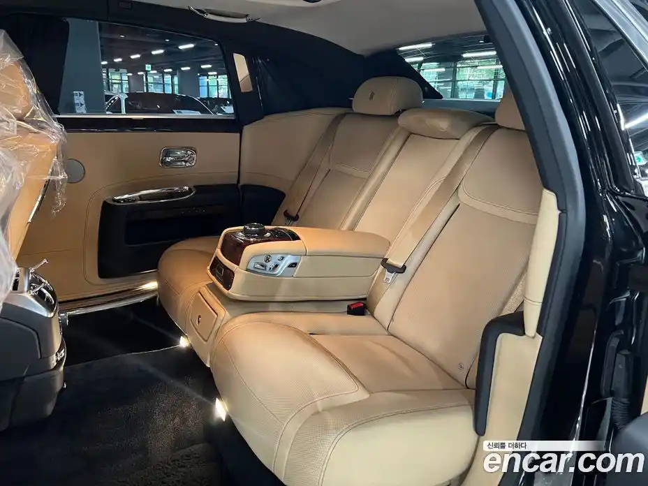 Rolls-Royce Ghost 2018 6.6 Автомат в Москве № 256713, фото 13