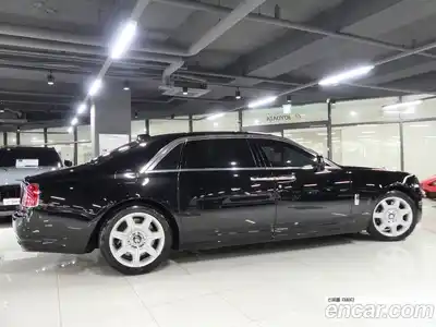 Rolls-Royce Ghost 2018 6.6 Автомат в Москве № 256713, миниатюра 2