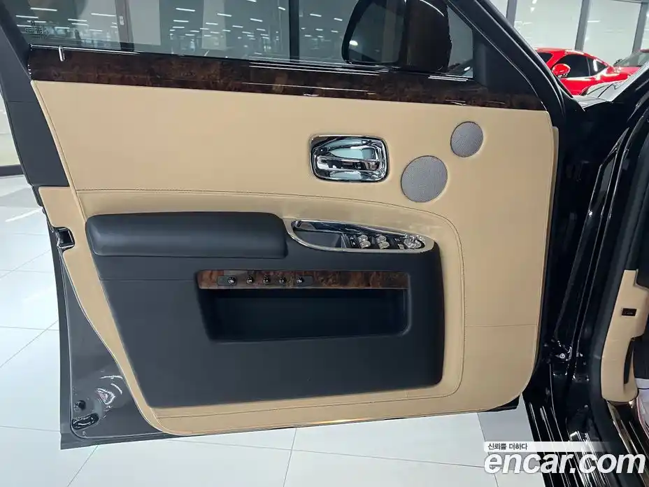 Rolls-Royce Ghost 2018 6.6 Автомат в Москве № 256713, фото 8