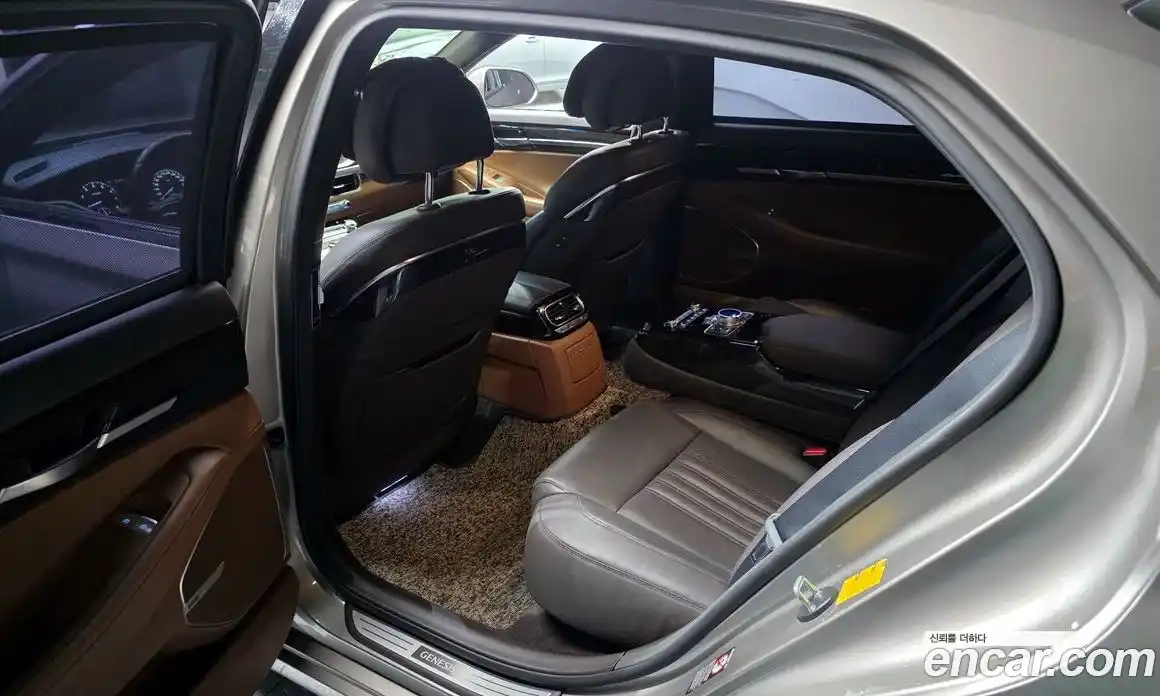 Genesis G90 2019 3.8 Автомат в Москве № 259475, фото 12