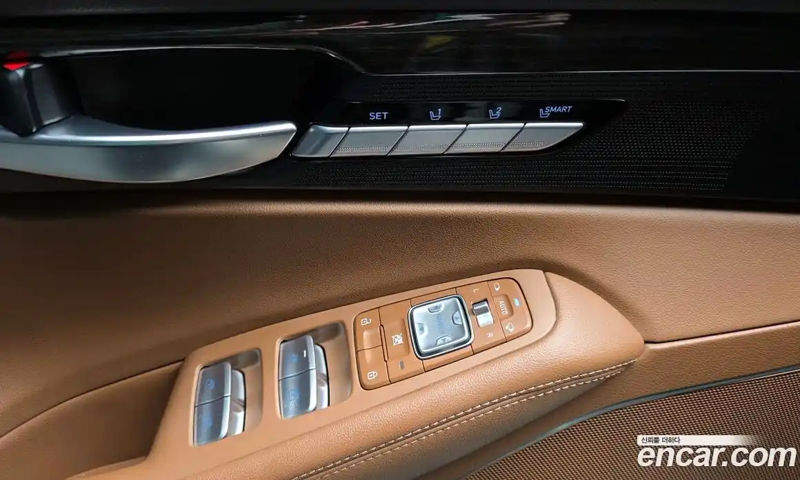 Genesis G90 2019 3.8 Автомат в Москве № 259475, фото 17