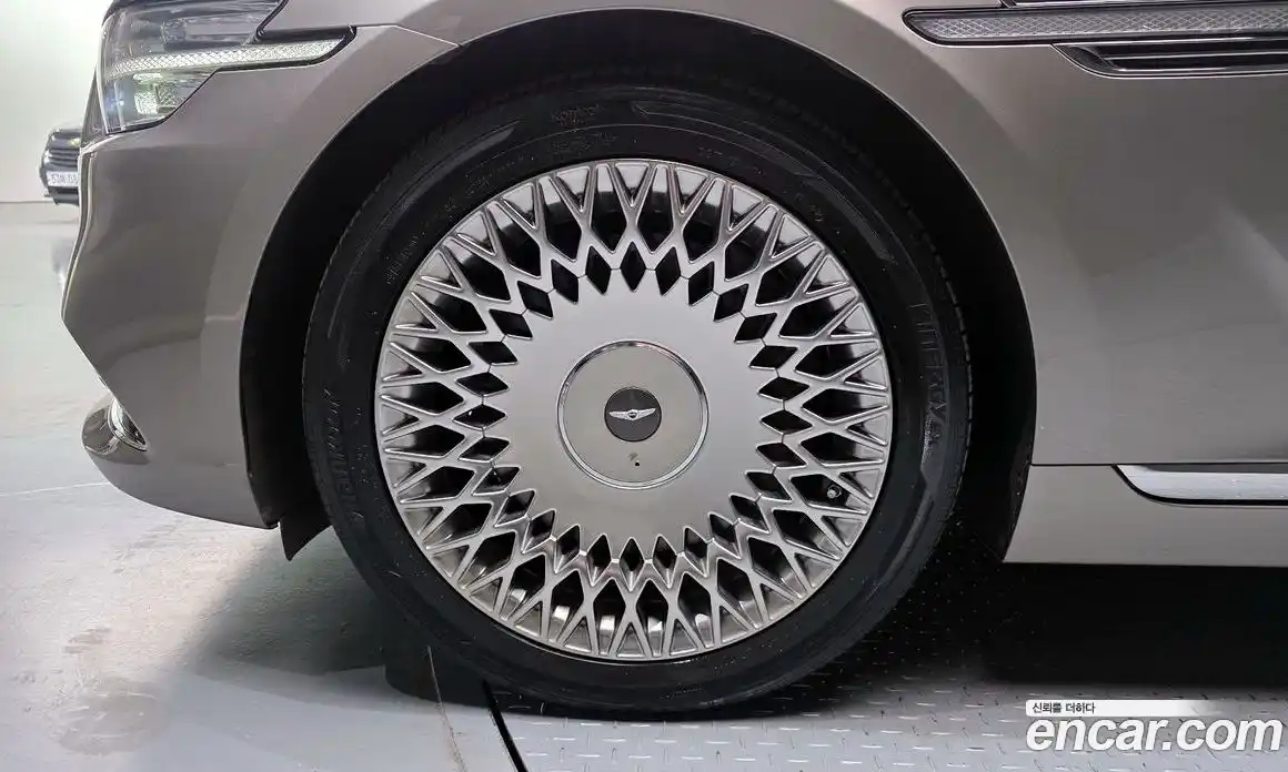 Genesis G90 2019 3.8 Автомат в Москве № 259475, фото 6