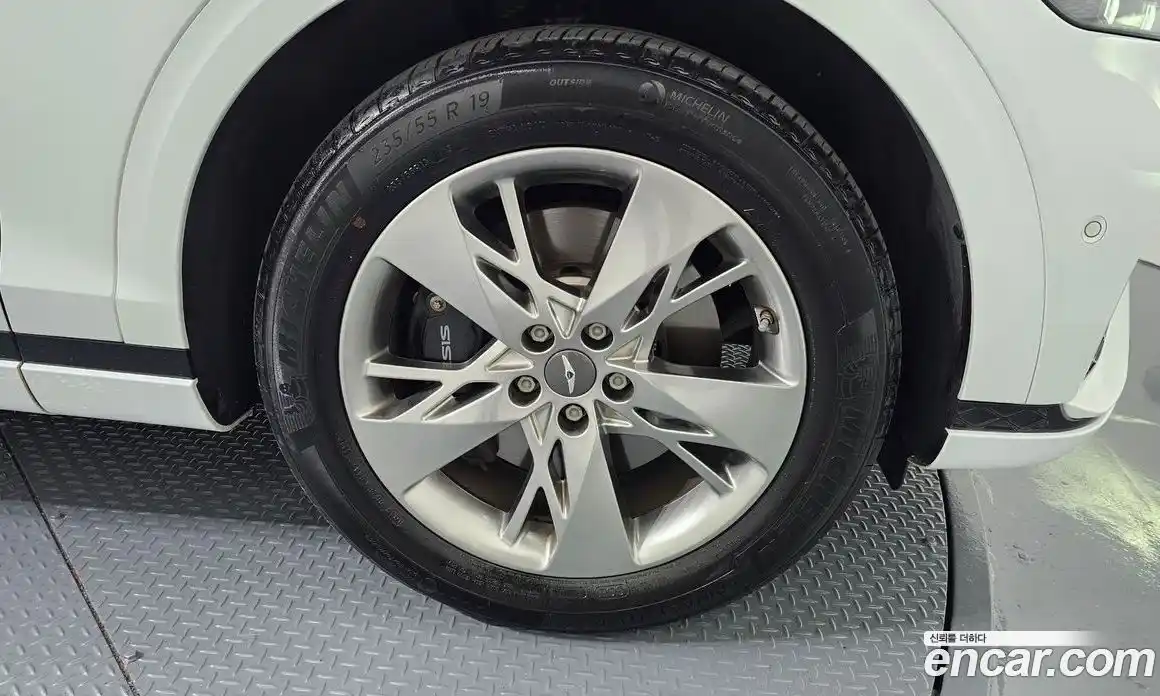 Genesis GV70 2021 2.5 Автомат в Москве № 25953, фото 17