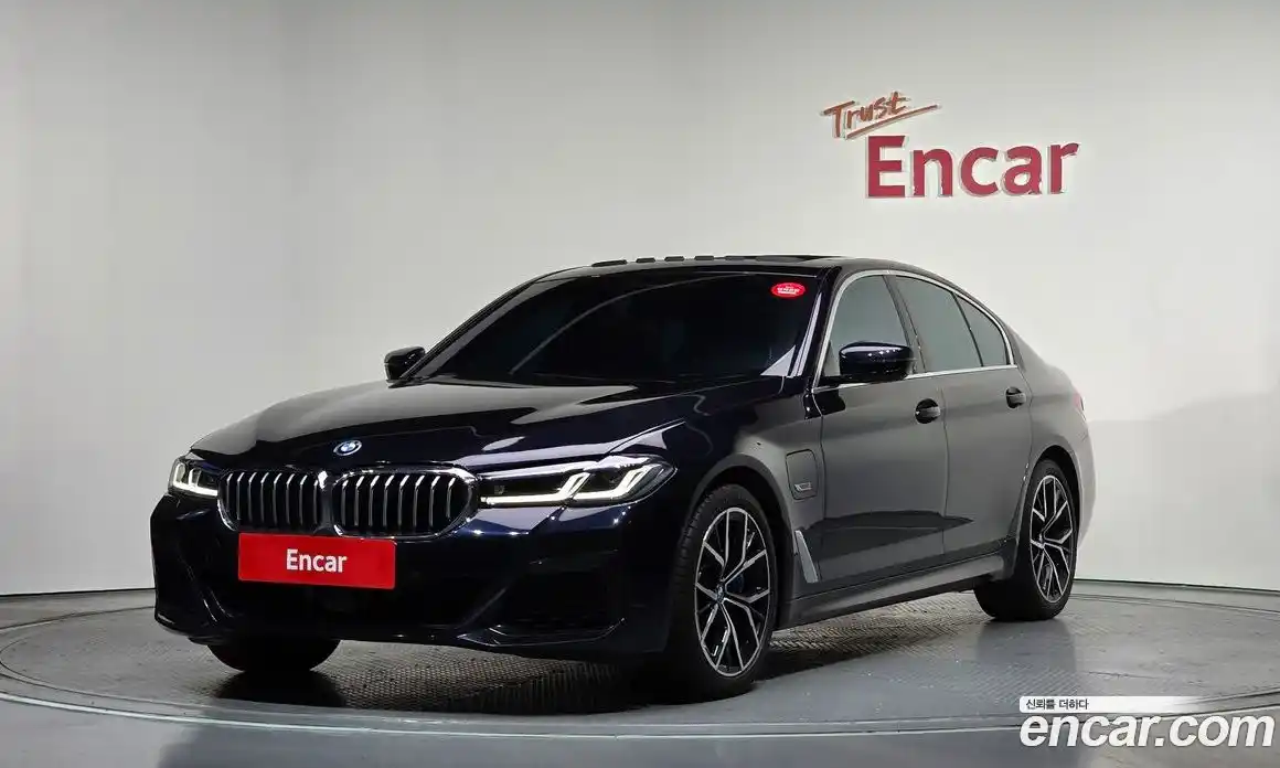 BMW 5-Series 2023 2.0 Автомат в Москве № 261134, фото 12