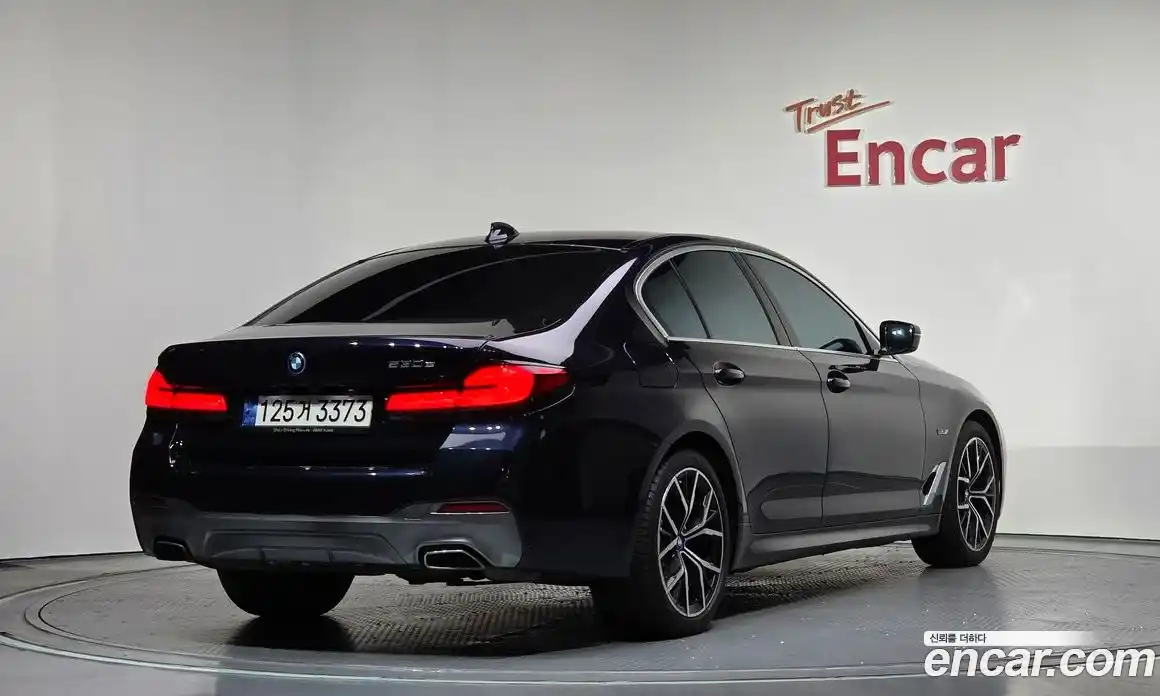 BMW 5-Series 2023 2.0 Автомат в Москве № 261134, фото 14