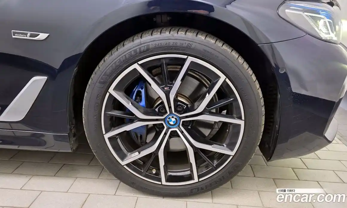 BMW 5-Series 2023 2.0 Автомат в Москве № 261134, фото 7