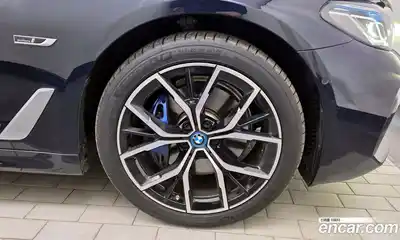 BMW 5-Series 2023 2.0 Автомат в Москве № 261134, миниатюра 7